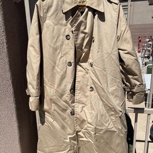 Eddie Bauer men’s trench coat